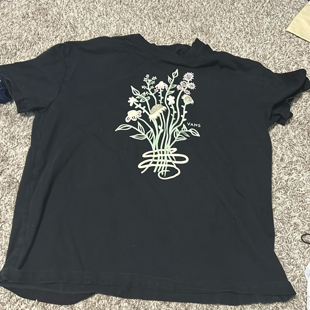 Vans T-shirt
Size: Medium